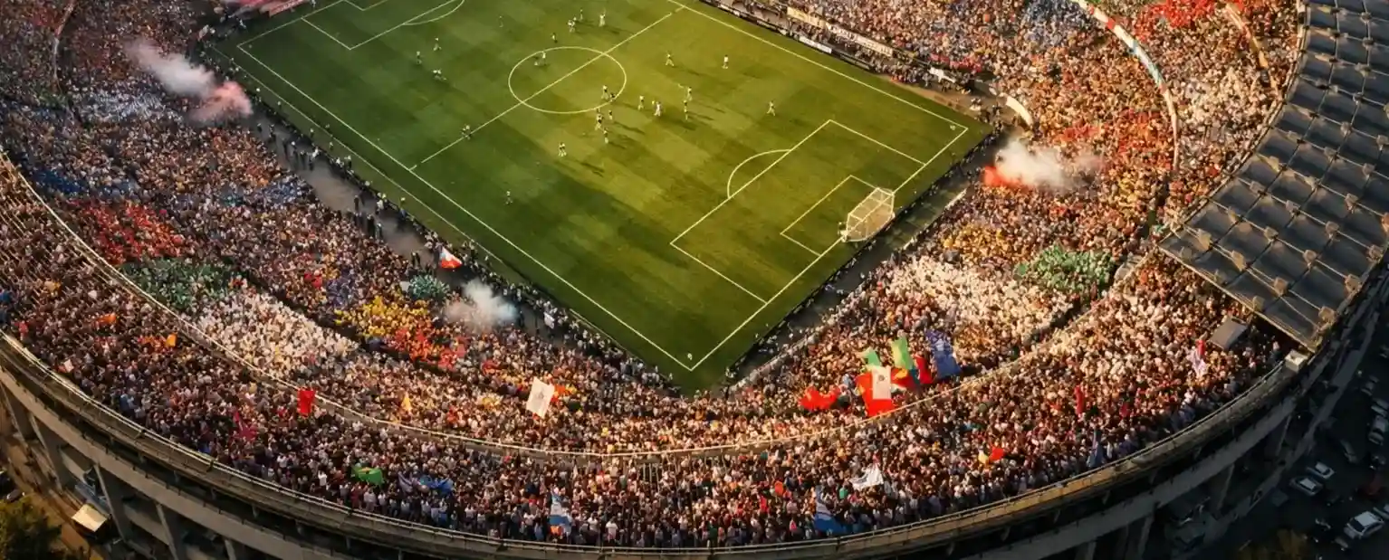 Stadio italiano gremito di tifosi durante partita di Serie A